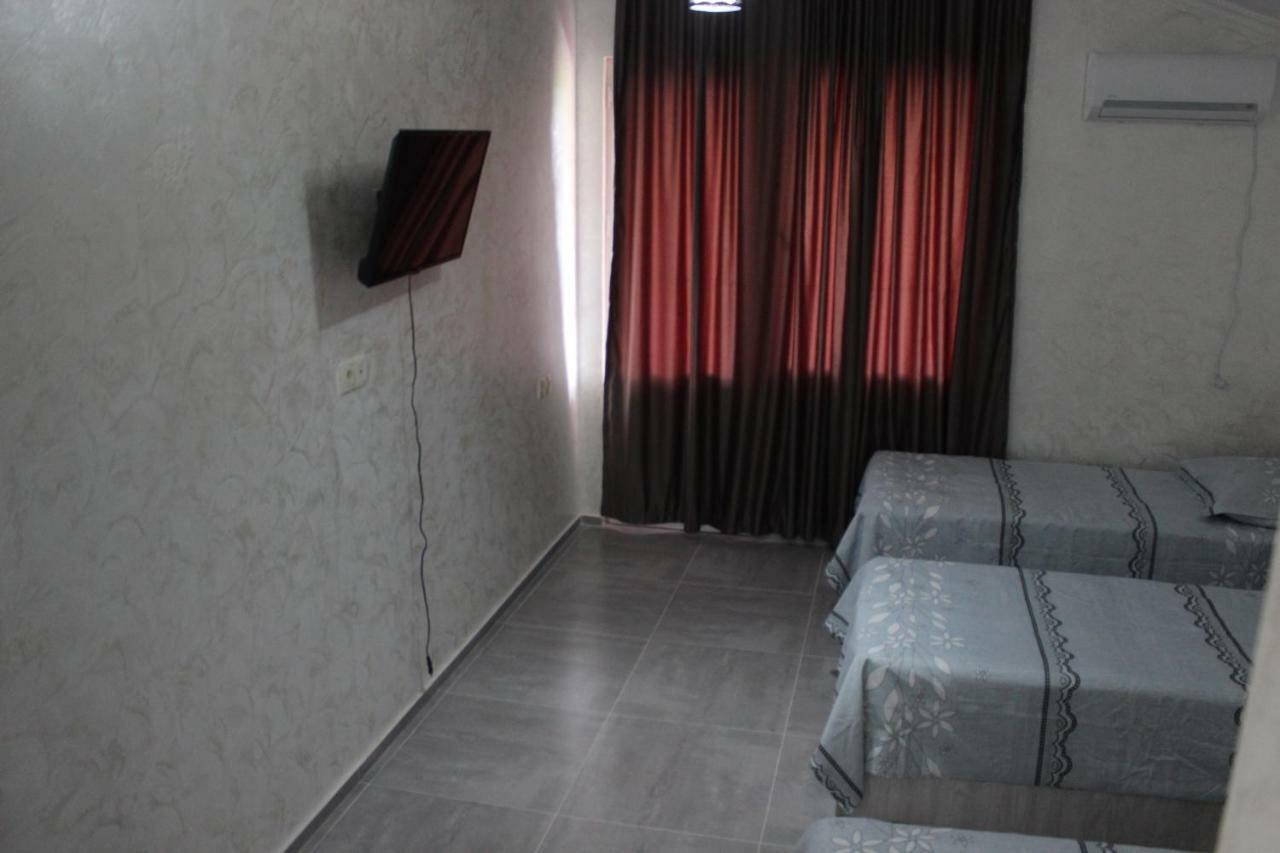 Giomari Hotel Ureki Buitenkant foto