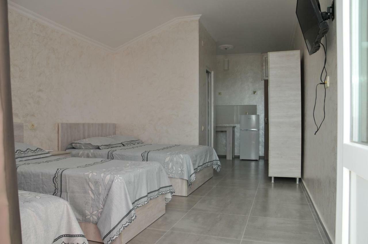 Giomari Hotel Ureki Buitenkant foto
