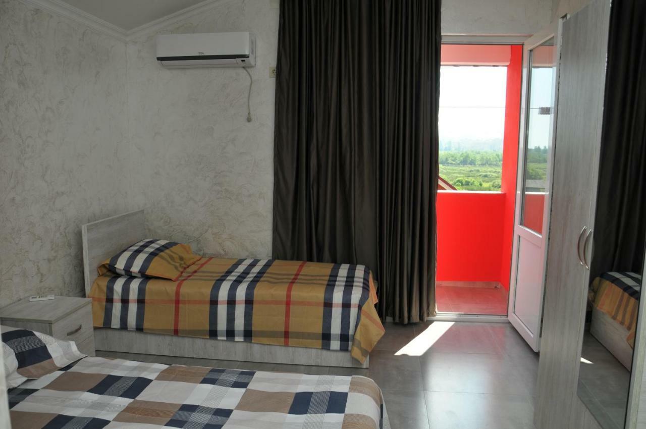 Giomari Hotel Ureki Buitenkant foto