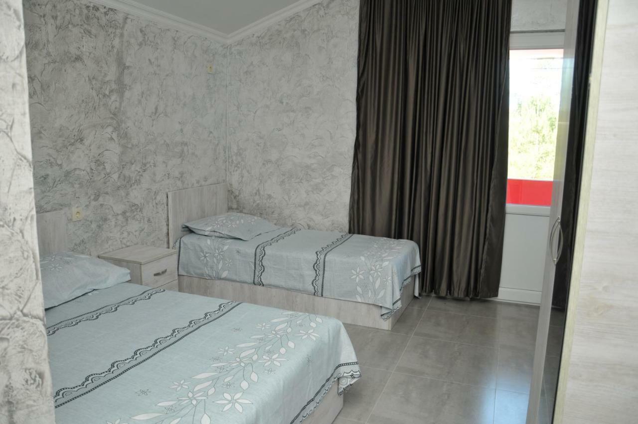 Giomari Hotel Ureki Buitenkant foto