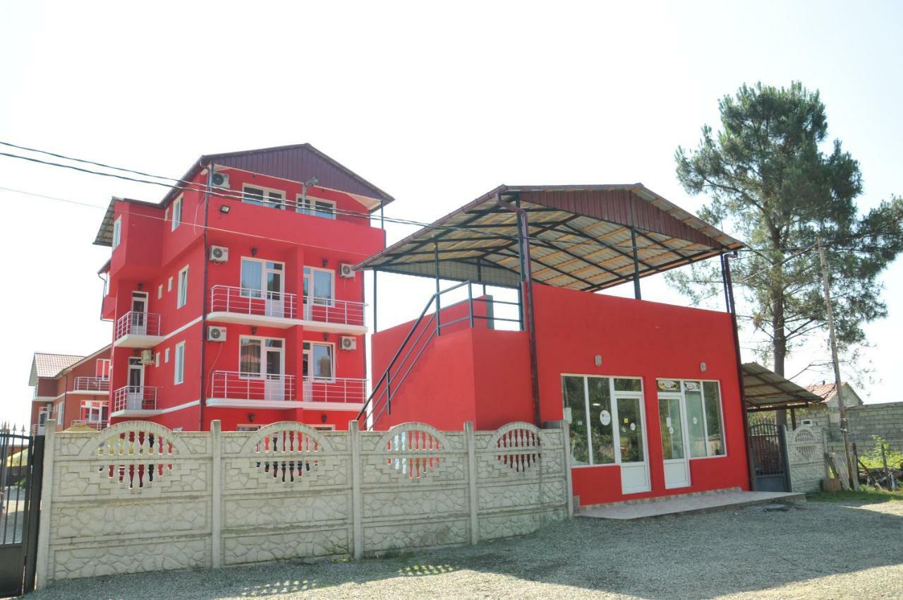 Giomari Hotel Ureki Buitenkant foto