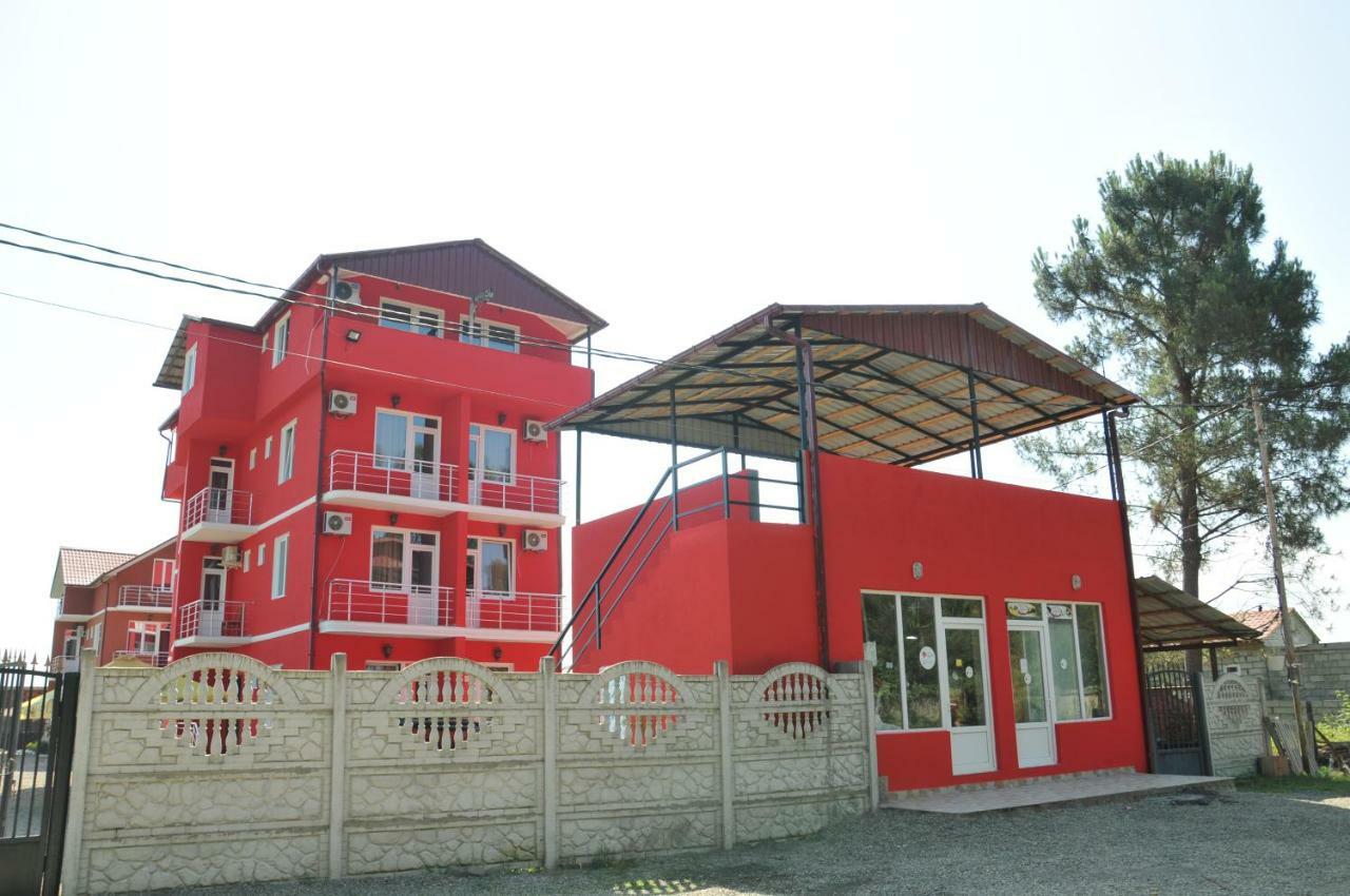 Giomari Hotel Ureki Buitenkant foto